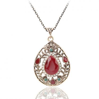 Vintage Pendant Necklace Hollow Leaf Red Gemstone..