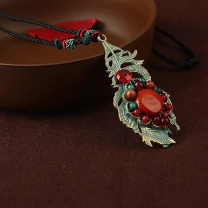 Retro Leaves Long Style Necklace Alloy Ikeramic..