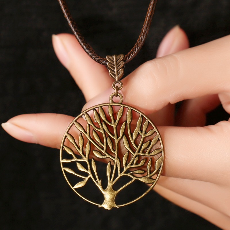 Vintage Life Tree Necklace Alloy Leaves Necklace Hallow Design Women Necklace